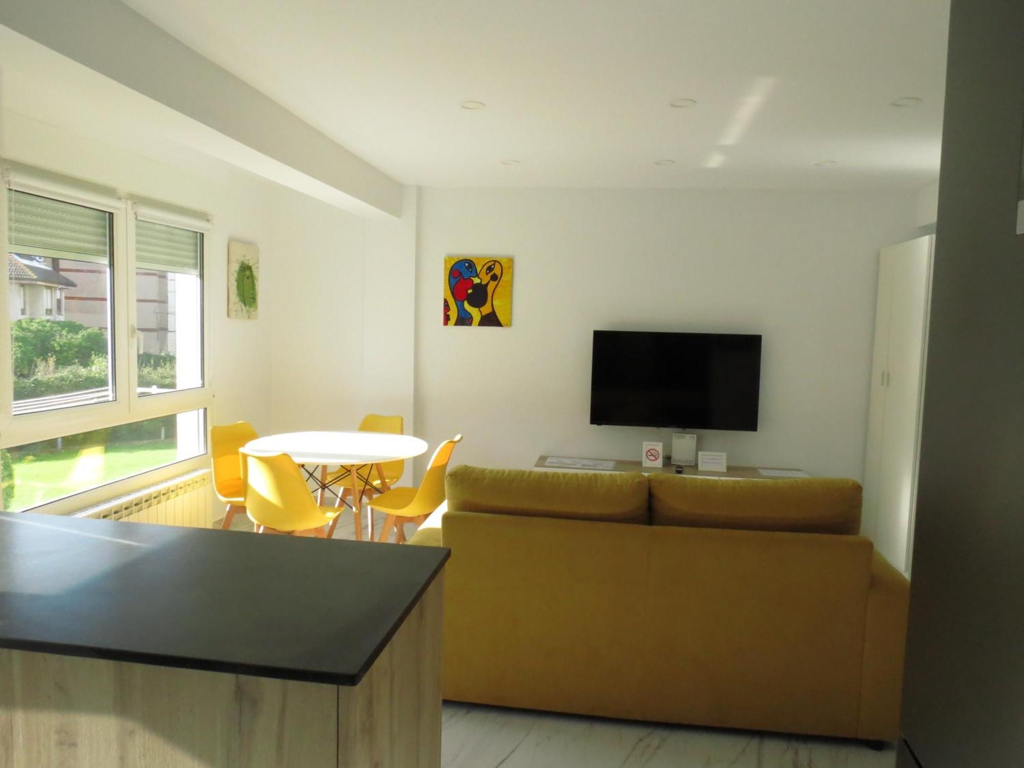 Apartamento Jardin Deluz, Con Wifi Y Parking Privado Gratis Santander Exterior photo