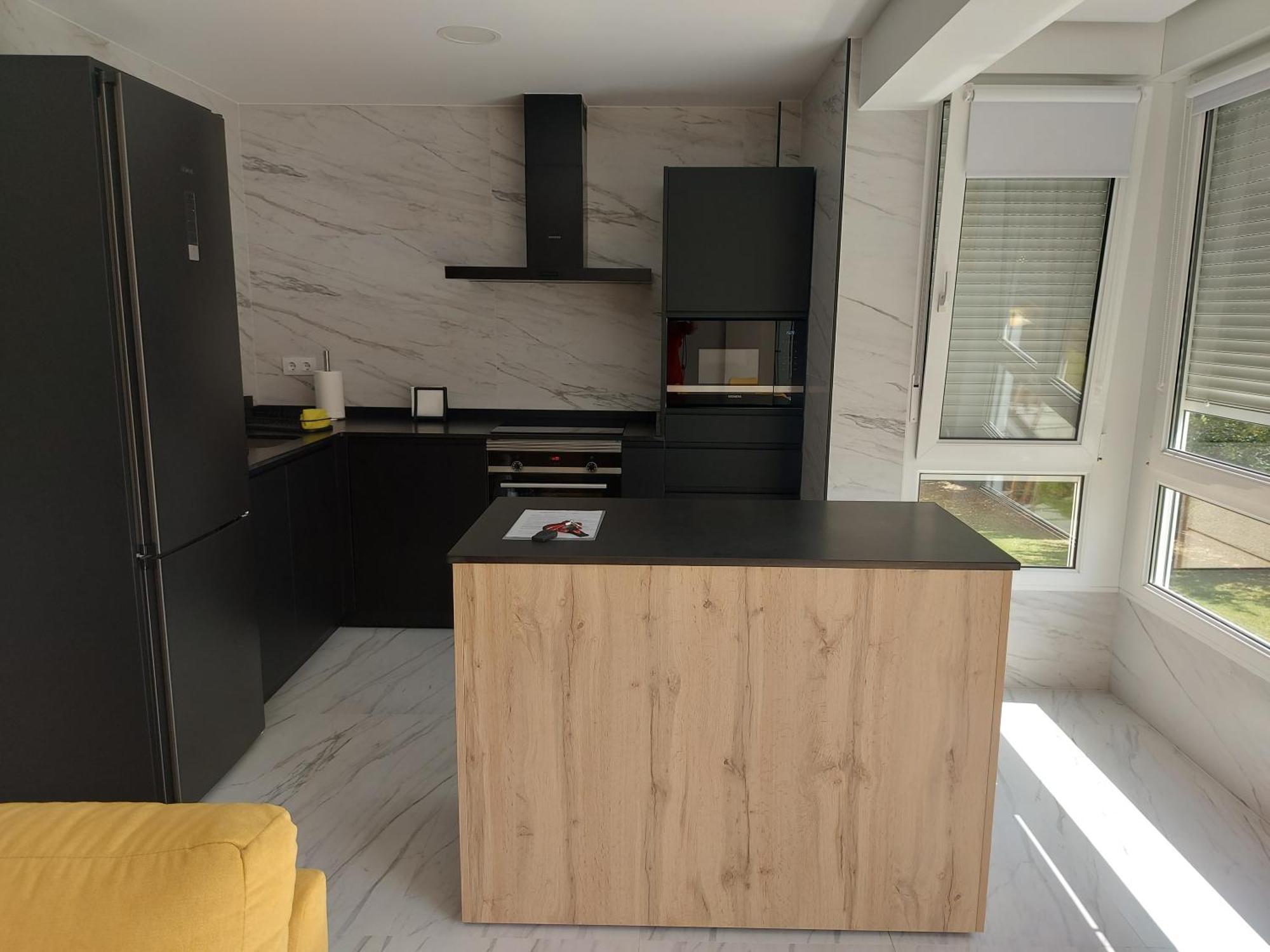 Apartamento Jardin Deluz, Con Wifi Y Parking Privado Gratis Santander Exterior photo